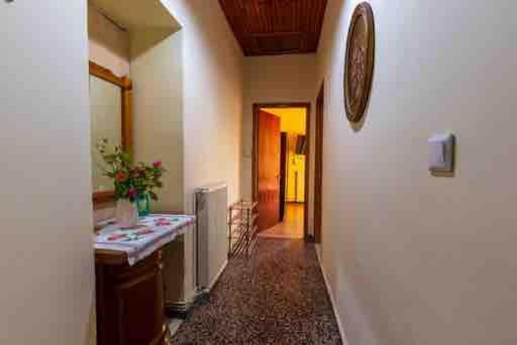 Kiki'S Beautiful House On Famous Village Pentátion 外观 照片