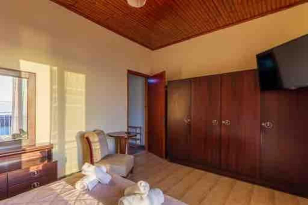 Kiki'S Beautiful House On Famous Village Pentátion 外观 照片